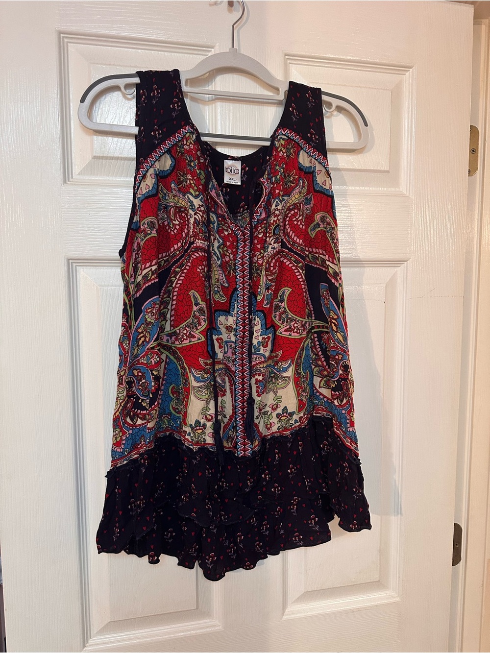 Bila Red Navy Paisley Boho Ruffle Tank like new